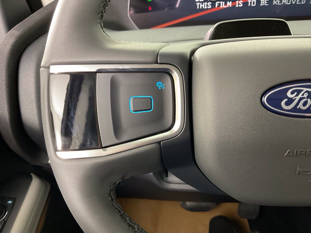 New 2026 Ford Expedition Active RWD image 25