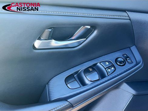 Used 2023 Nissan Sentra SV w/ All-Weather Package image 22