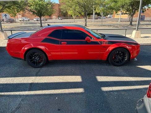 Used 2021 Dodge Challenger R/T Scat Pack RWD image 1