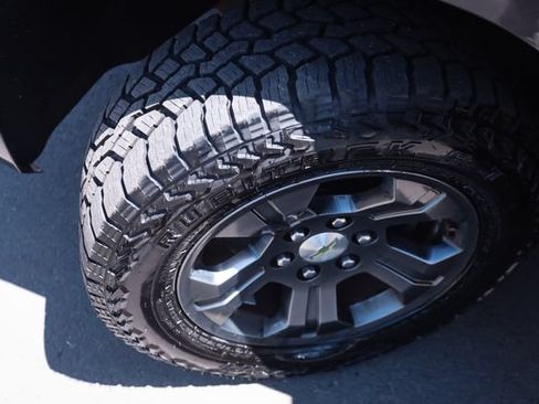 Used 2015 Chevrolet Suburban LT AWD/4WD image 50