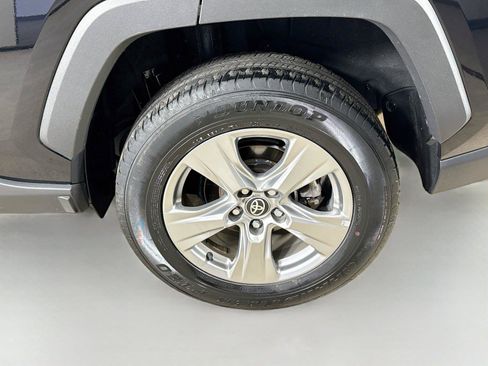 Used 2024 Toyota RAV4 XLE FWD image 28