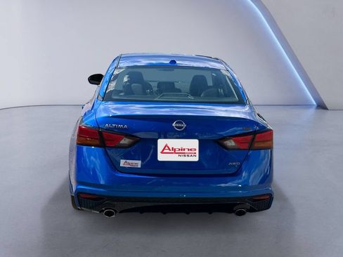 Used 2025 Nissan Altima 2.5 SR AWD/4WD image 4