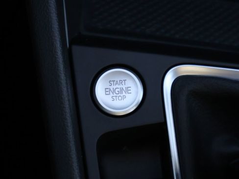 New 2026 Volkswagen Jetta SE FWD image 27