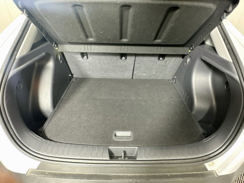 Used 2025 Hyundai Kona SEL FWD image 27