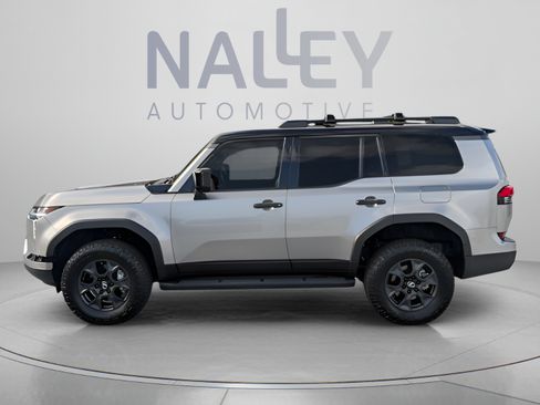 Used 2026 Lexus GX 550 AWD/4WD image 2