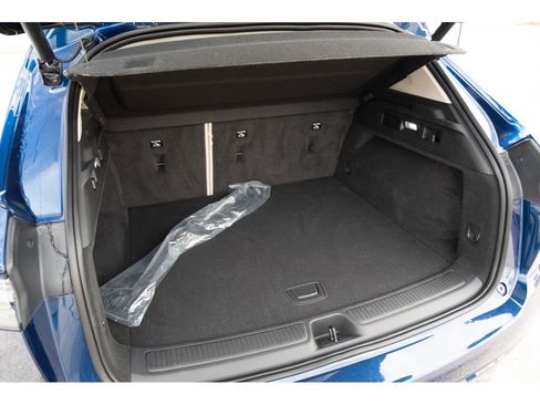 Certified 2023 Buick Envision Avenir image 33