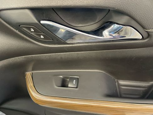 Used 2021 GMC Acadia SLE image 29