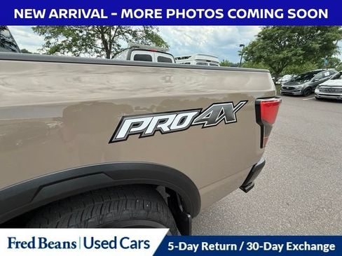 Used 2023 Nissan Titan PRO-4X w/ Pro-4x Convenience Package AWD/4WD image 11