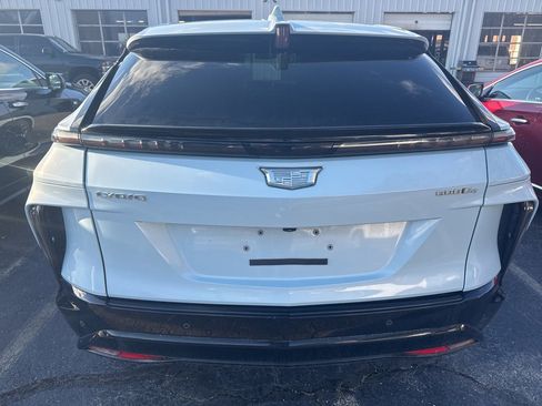 Certified 2024 Cadillac Lyriq Sport w/ LPO, Floor Liner Package image 8