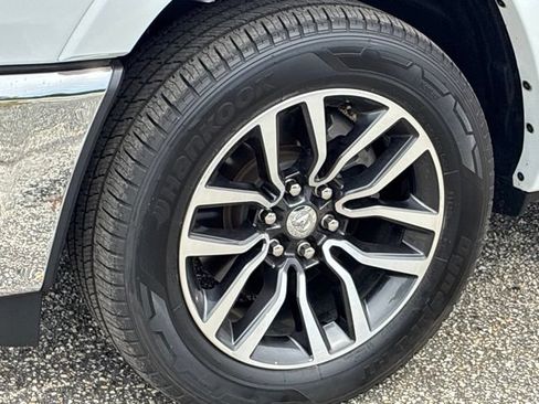 Used 2025 RAM 1500 Limited AWD/4WD image 11