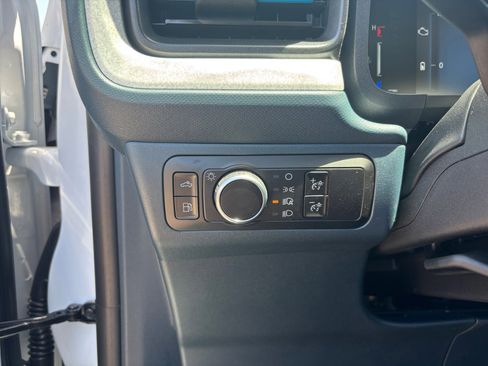 New 2025 Ford Maverick XLT w/ XLT Luxury Package AWD/4WD image 14