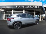 Used 2024 Chevrolet Trax ACTIV w/ Sunroof Package image 4