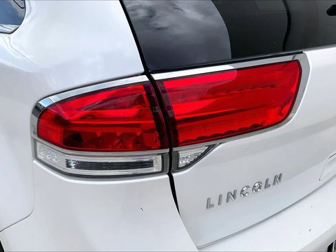 Used 2014 Lincoln MKX w/ Equipment Group 102A image 32