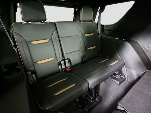 Used 2024 GMC Yukon AT4 w/ AT4 Premium Plus Package image 27