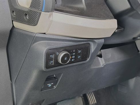 Used 2023 Ford Bronco Wildtrak AWD/4WD image 12
