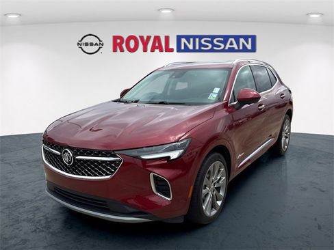 Used 2022 Buick Envision Avenir w/ Technology Package II image 3