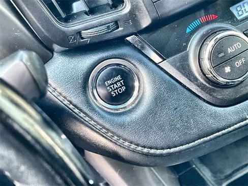 Used 2018 Toyota RAV4 XLE image 28