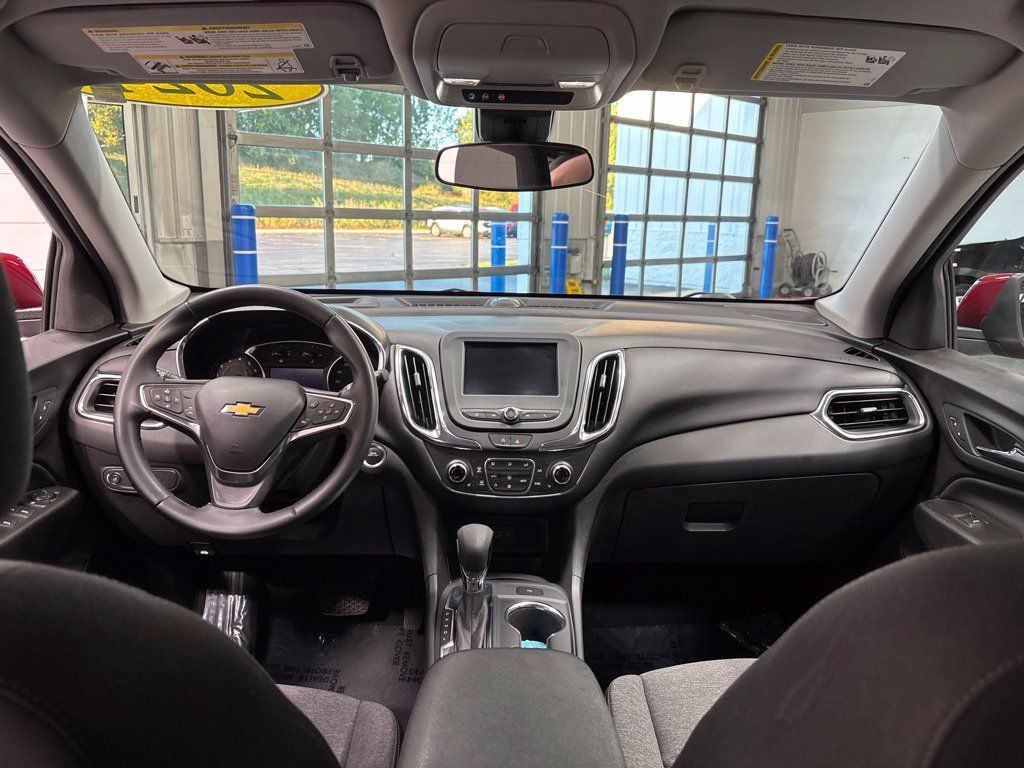 Used 2024 Chevrolet Equinox LT w/ LPO, Floor Liner Package AWD/4WD image 11