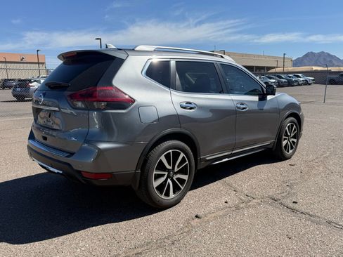 Used 2020 Nissan Rogue SL w/ Premium Package image 5