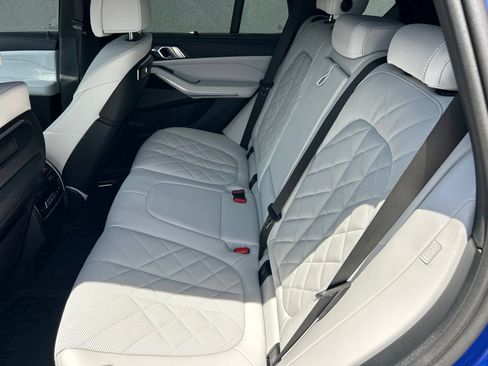 Used 2025 BMW X5 M60i w/ Executive Package AWD/4WD image 13