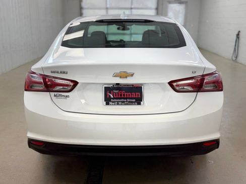 Used 2021 Chevrolet Malibu LT FWD image 6