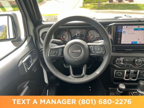 New 2026 Jeep Gladiator Sport AWD/4WD image 18