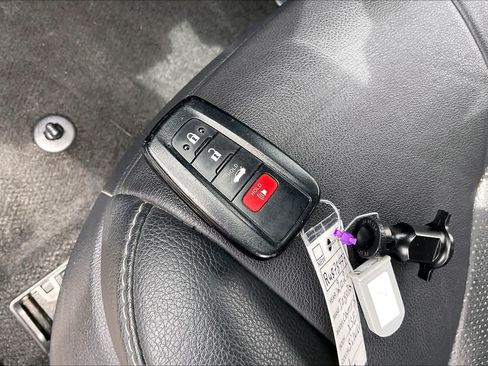 Used 2024 Toyota Camry XSE FWD image 14