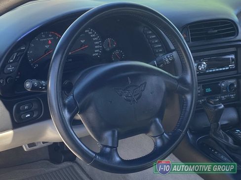 Used 2001 Chevrolet Corvette Convertible w/ Preferred Equipment Group2 RWD image 21