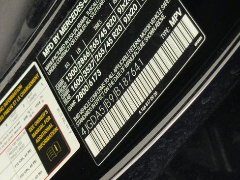 Used 2018 Mercedes-Benz GLE 350 image 24