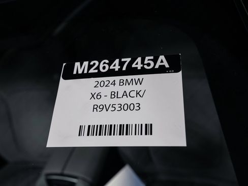 Used 2024 BMW X6 xDrive40i w/ Executive Package image 38