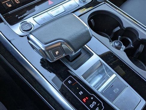 Used 2023 Audi Q7 3.0T Prestige image 13