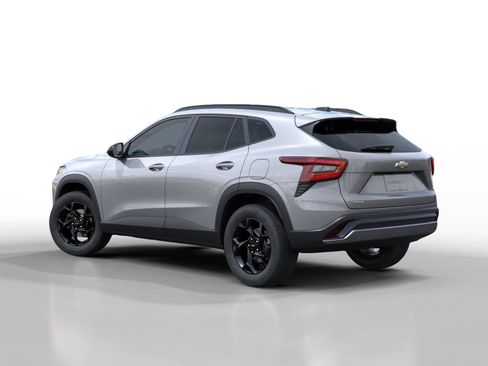 New 2026 Chevrolet Trax LT image 3