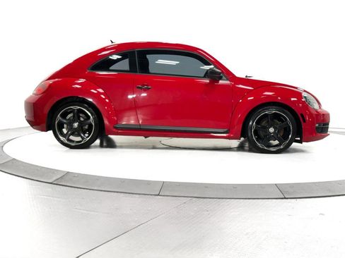 Used 2014 Volkswagen Beetle 2.5 image 11