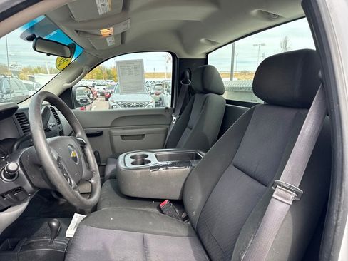 Used 2013 Chevrolet Silverado 1500 W/T image 28