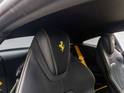 Certified 2022 Ferrari Roma image 19