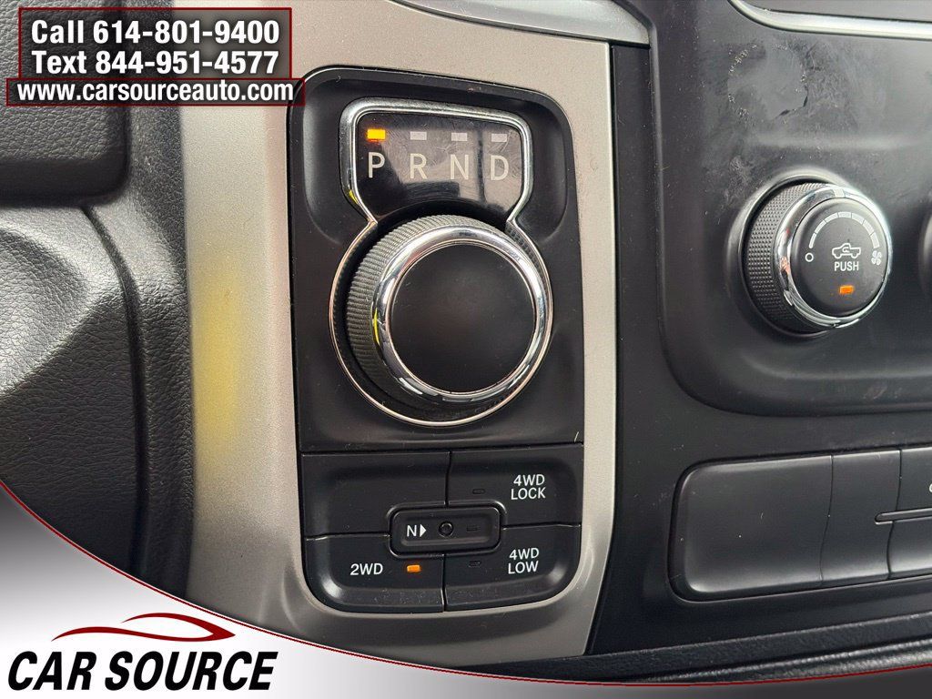 Used 2017 RAM 1500 Classic SLT AWD/4WD image 18