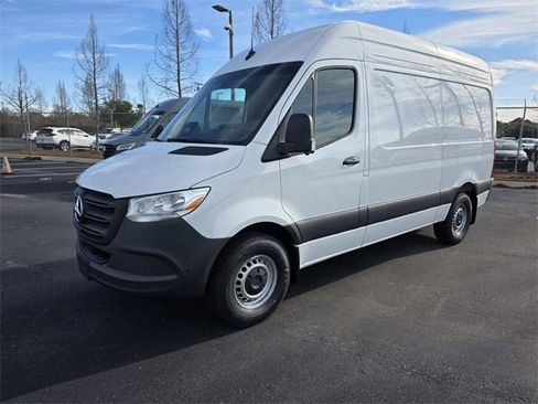 New 2026 Mercedes-Benz Sprinter 144 Cargo image 17