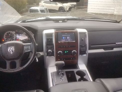 Used 2012 RAM 1500 Laramie image 32