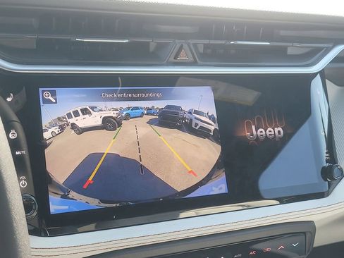 New 2026 Jeep Cherokee Limited AWD/4WD image 24