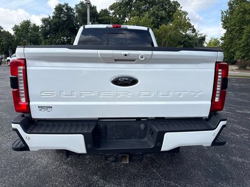 Used 2023 Ford F250 Lariat w/ Black Appearance Package AWD/4WD image 5