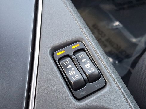 Certified 2024 Subaru Crosstrek 2.0i Premium image 25