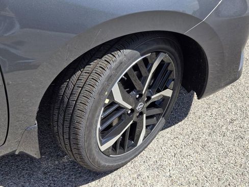 New 2025 Nissan Versa SR w/ Trunk Package image 6