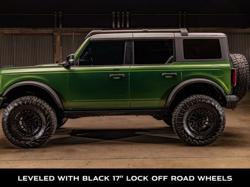 Used 2023 Ford Bronco Badlands AWD/4WD image 5