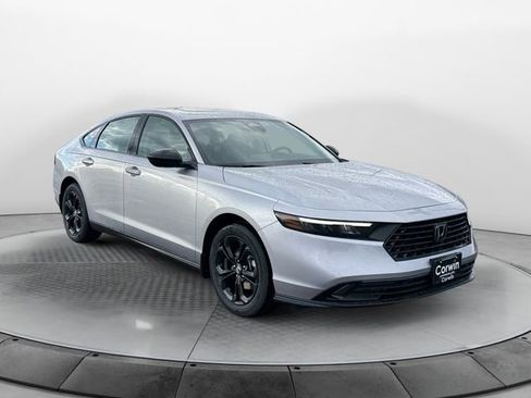 New 2025 Honda Accord SE image 1