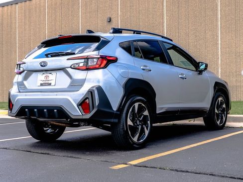 Used 2024 Subaru Crosstrek 2.5i Limited AWD/4WD image 9