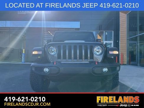 Used 2022 Jeep Wrangler Unlimited Rubicon w/ Cold Weather Group image 4