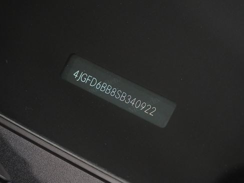 Certified 2025 Mercedes-Benz GLE 53 AMG 4MATIC Coupe image 36