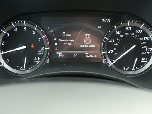 Used 2021 Toyota Highlander XLE FWD image 20