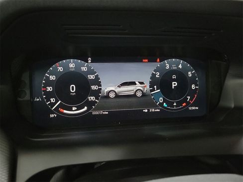 New 2025 Land Rover Discovery Sport Dynamic SE image 17