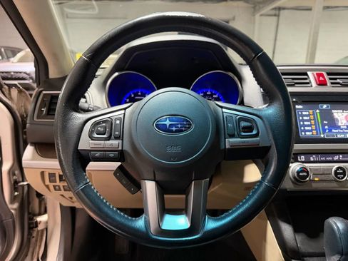 Used 2017 Subaru Outback 2.5i Limited AWD/4WD image 13